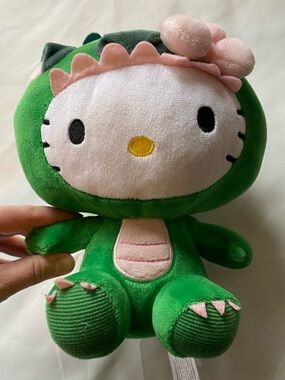 Hello Kitty by Sanrio Hello Kitty as a Green Dragon 9.5"
